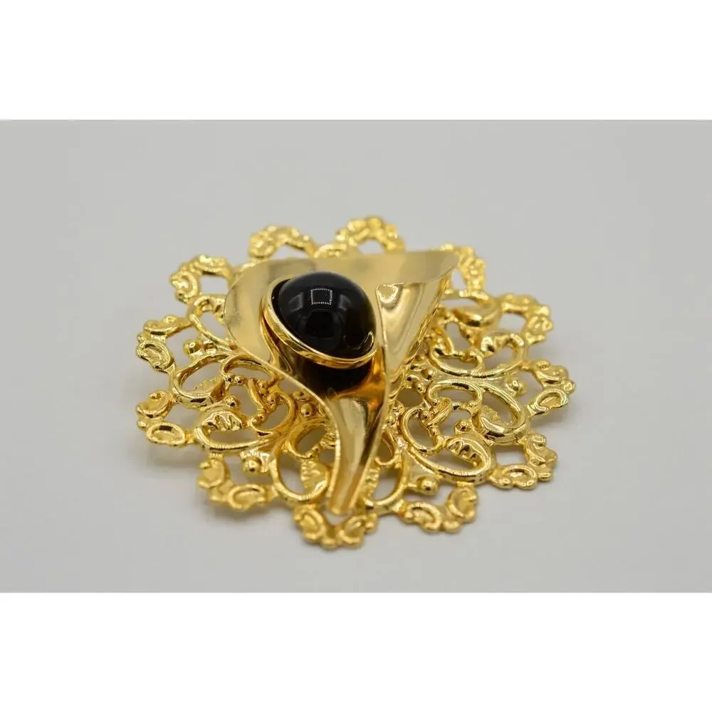 Unbranded stunning pin